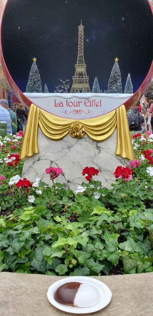 EPCOT's Holiday Cookie Stroll in France