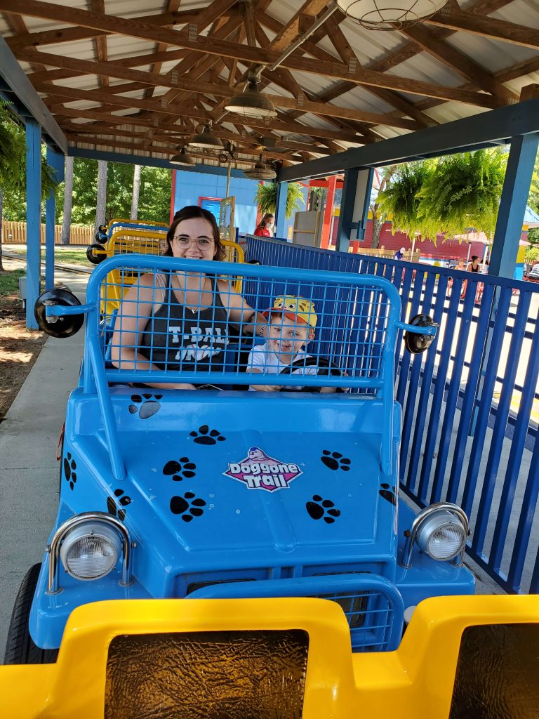 what is there for kids to do at Holiday World